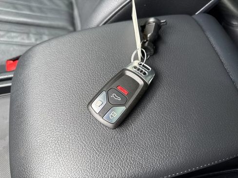 Used 2018 Audi Q5 2.0T Premium AWD/4WD image 30