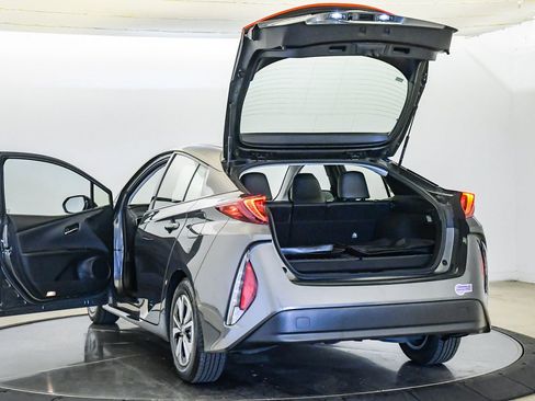 Used 2019 Toyota Prius Prime Premium FWD image 25