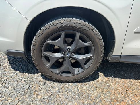 Used 2018 Subaru Forester 2.5i Premium w/ Popular Package #2A AWD/4WD image 9