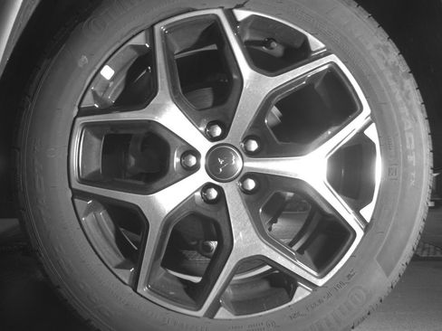 Used 2025 Jeep Compass Limited image 14