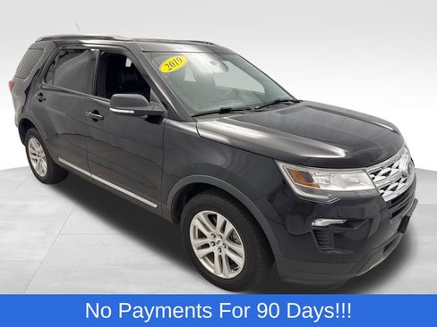 Used 2019 Ford Explorer XLT w/ Equipment Group 202A image 1
