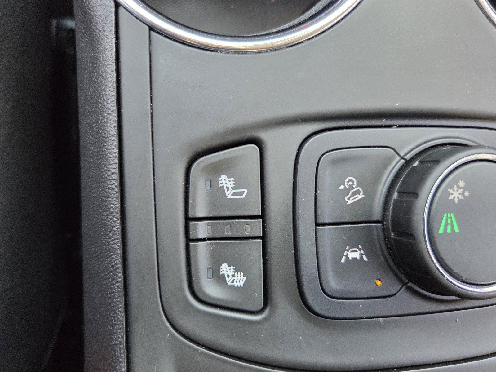 Certified 2023 GMC Terrain SLT FWD image 32