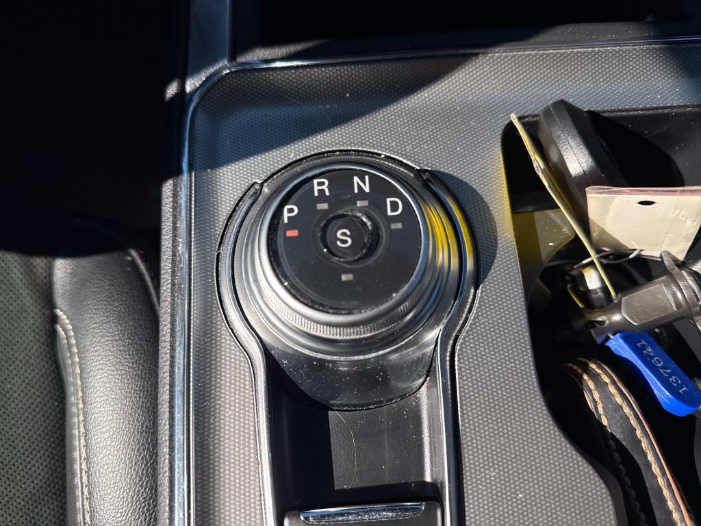 Used 2022 Ford Edge ST AWD/4WD image 29