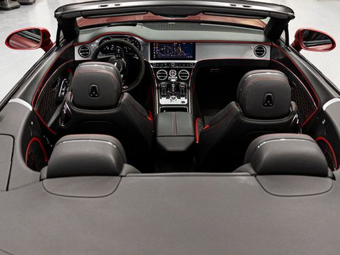 Used 2024 Bentley Continental GT Speed image 48