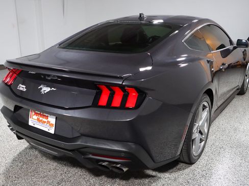 Used 2024 Ford Mustang Premium RWD image 7
