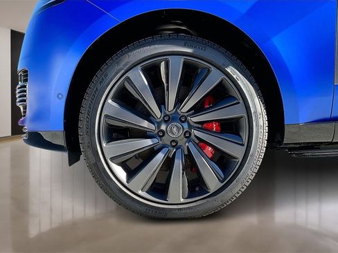New 2025 Land Rover Range Rover SV image 13