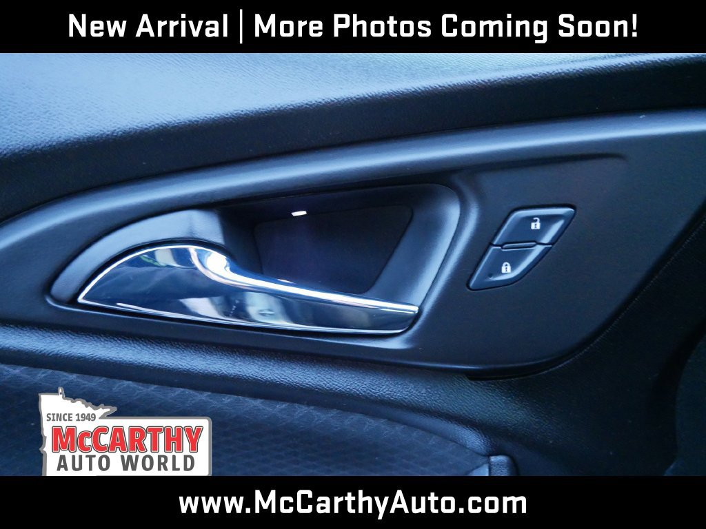 Used 2016 Chevrolet Malibu LT FWD image 14