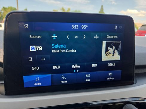 Used 2021 Ford Escape SE image 19