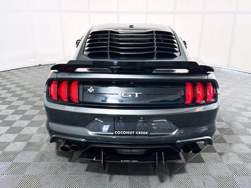 Used 2018 Ford Mustang GT Premium RWD image 4