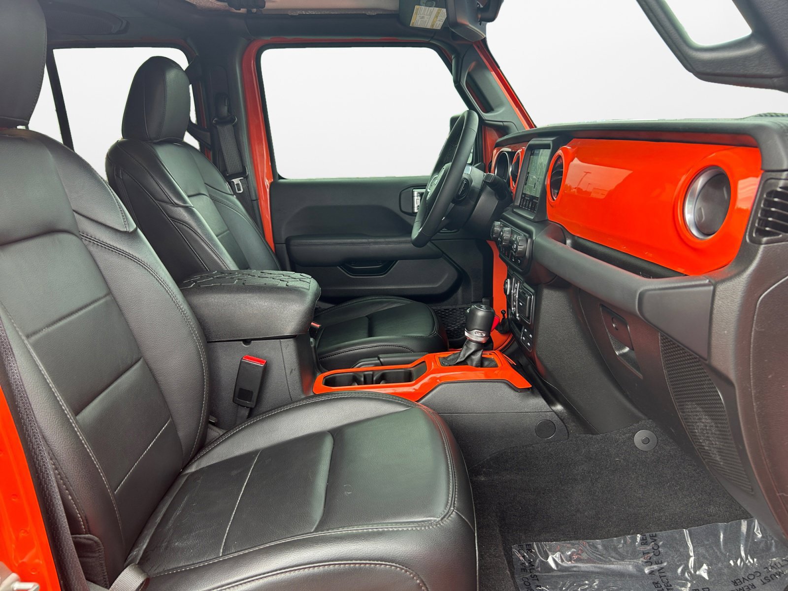 Used 2023 Jeep Wrangler Unlimited Sahara AWD/4WD image 19