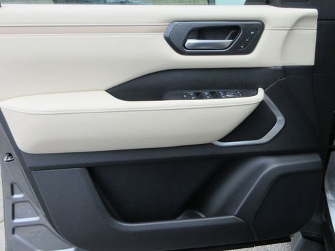 New 2026 Nissan Armada Platinum RWD image 20