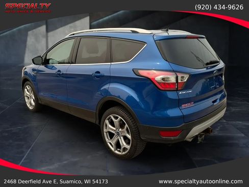 Used 2017 Ford Escape Titanium w/ Equipment Group 301A AWD/4WD image 9
