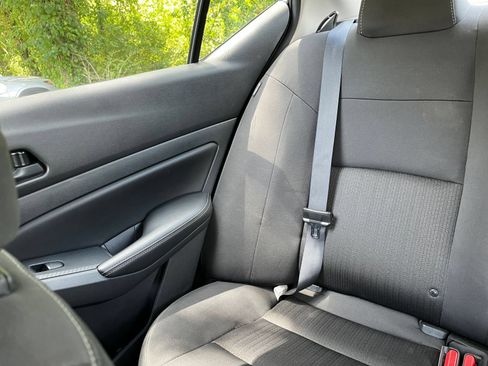 Used 2025 Nissan Altima 2.5 SV FWD image 39