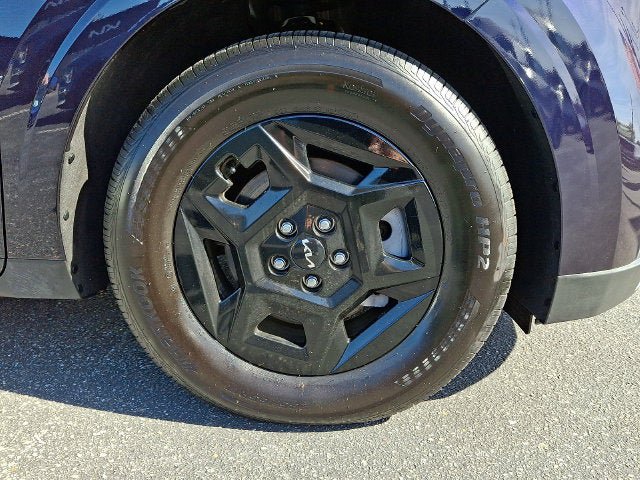 Certified 2026 Kia Carnival FWD image 8