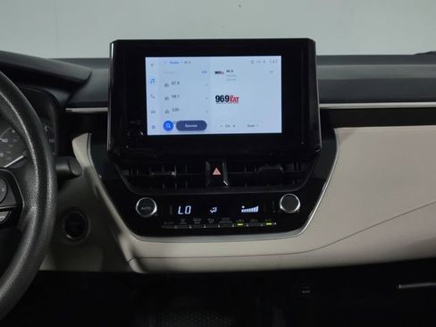 Used 2024 Toyota Corolla LE w/ LE Convenience Package image 22