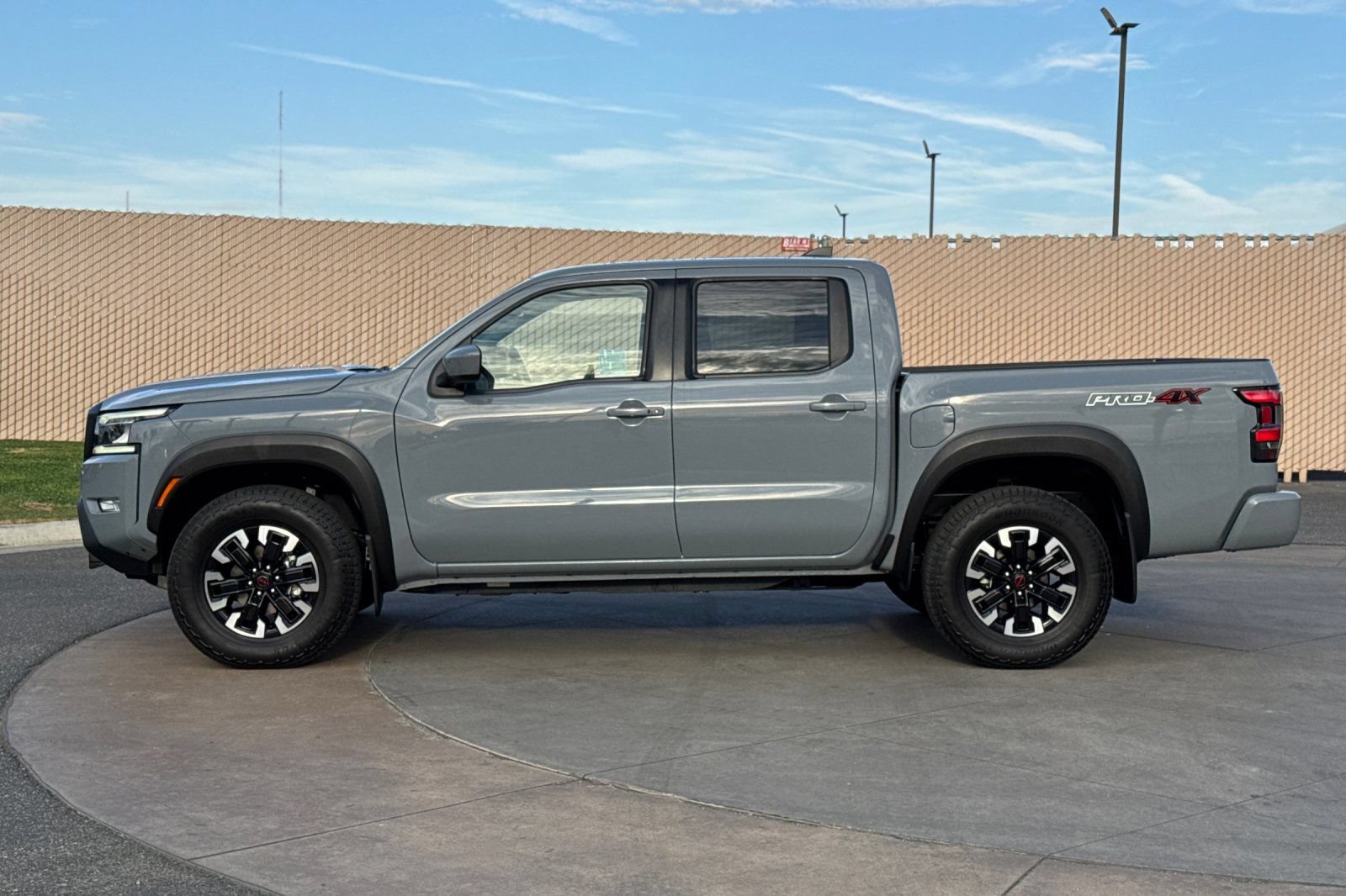 Used 2024 Nissan Frontier PRO-4X w/ Off-Road Protection Package AWD/4WD image 7