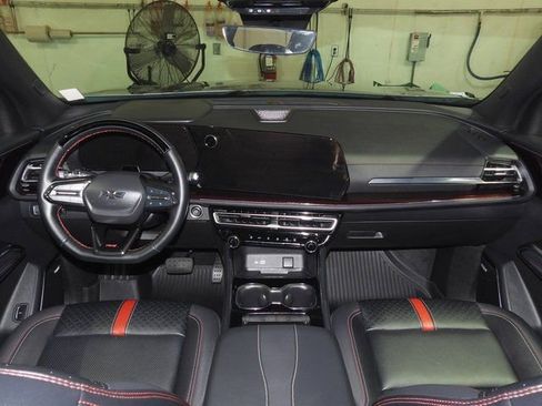 Used 2024 Chevrolet Traverse RS w/ LPO, Floor Liner Package image 37