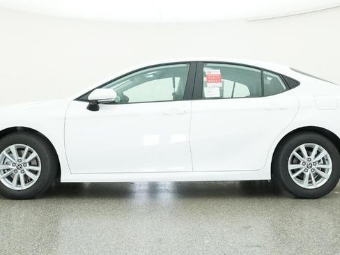 New 2026 Toyota Camry LE FWD image 19