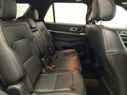 Used 2016 Ford Explorer Limited AWD/4WD image 19