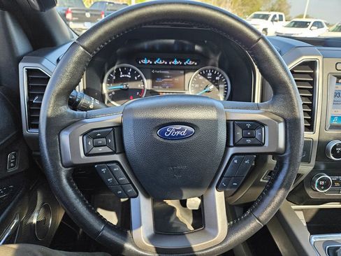 Used 2019 Ford Expedition XLT w/ Equipment Group 201A image 12