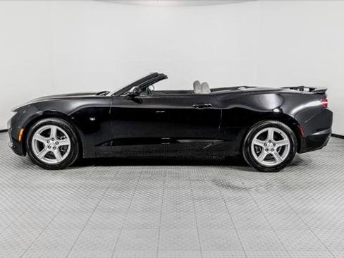 Used 2023 Chevrolet Camaro LT image 3