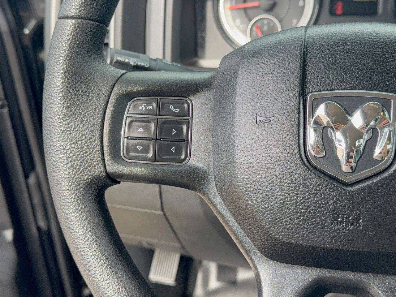 Used 2017 RAM 1500 Tradesman w/ Power & Remote Entry Group RWD image 18