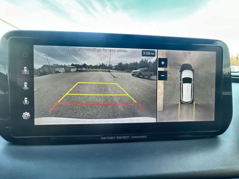 Used 2022 Hyundai Santa Fe Limited w/ Cargo Package image 15