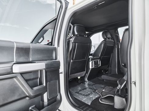 Used 2020 Ford F150 Platinum w/ Equipment Group 701A Luxury AWD/4WD image 14