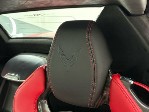 Used 2023 Chevrolet Corvette Stingray Premium Conv w/ Z51 Performance Package RWD image 11