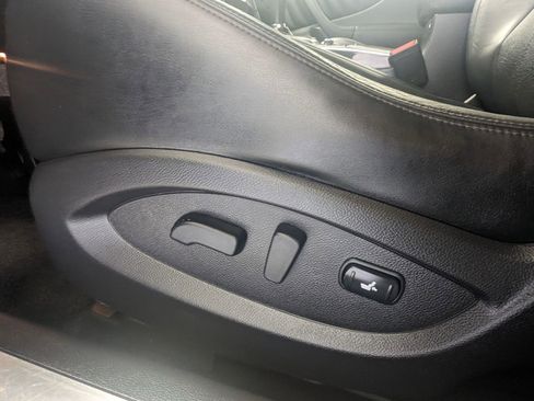 Used 2015 INFINITI QX70 3.7 image 16