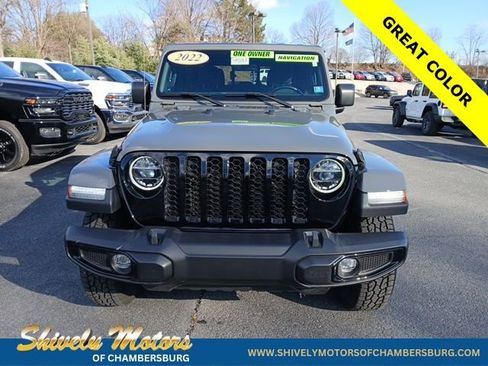 Certified 2022 Jeep Gladiator Sport AWD/4WD image 9