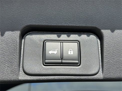 New 2026 Nissan Rogue SV image 14