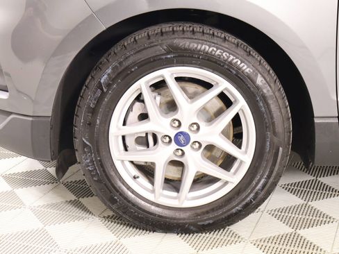 Used 2022 Ford Edge SE AWD/4WD image 16