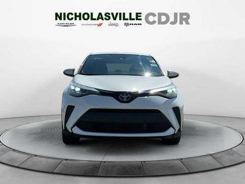 Used 2021 Toyota C-HR XLE FWD image 8