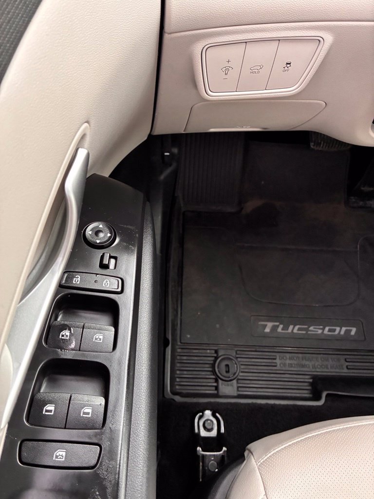 Certified 2024 Hyundai Tucson SEL w/ Convenience Package AWD/4WD image 30
