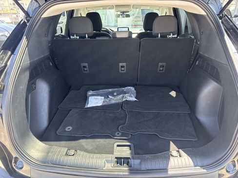 Used 2022 Ford Escape SE w/ SE Sport Appearance Package FWD image 5