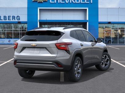 New 2026 Chevrolet Trax LT w/ Driver Confidence Package
