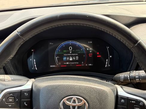 Used 2025 Toyota Grand Highlander AWD image 38