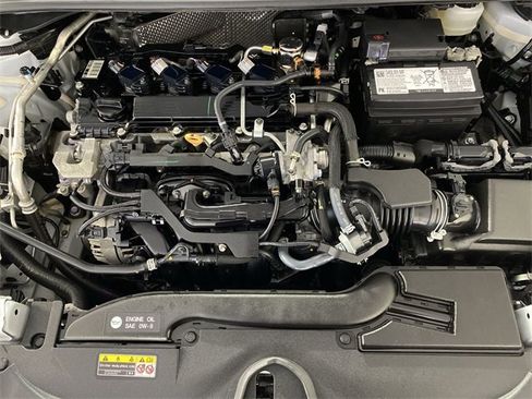 Used 2025 Toyota Corolla SE image 34