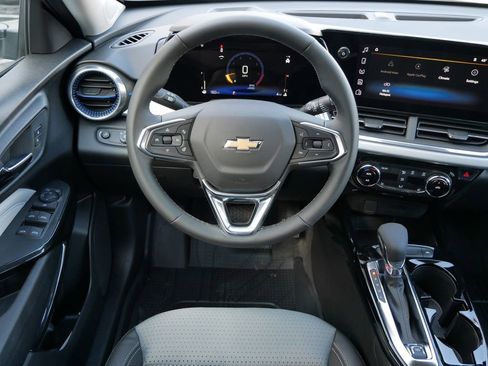 New 2026 Chevrolet Trax LT w/ Driver Confidence Package image 19