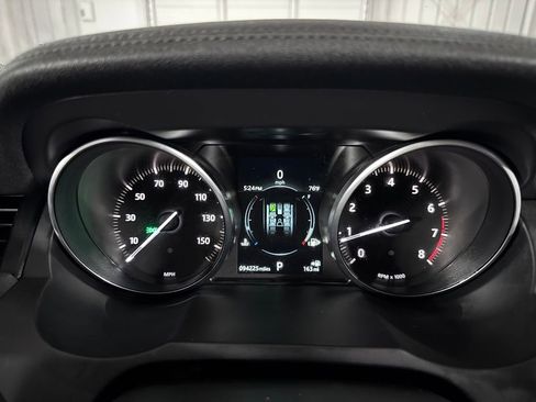 Used 2019 Land Rover Range Rover Evoque AWD/4WD image 29