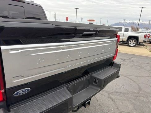 Used 2024 Ford F350 Platinum w/ Tremor Off-Road Package AWD/4WD image 32