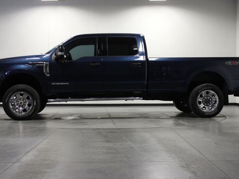 Used 2017 Ford F350 XLT w/ XLT Value Package AWD/4WD image 7