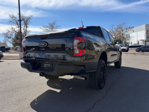 Used 2025 Ford Ranger Lariat w/ Black Appearance Package image 7