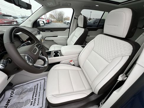 New 2026 GMC Acadia Denali w/ Super Cruise Package image 11