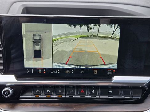 Used 2024 GMC Sierra 1500 SLT image 15