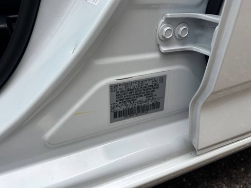 Used 2025 Nissan Sentra SV FWD image 22