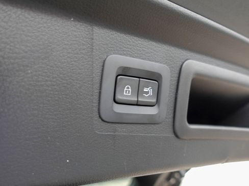 Certified 2025 MAZDA CX-50 AWD 2.5 Hybrid w/ Premium Pkg image 25