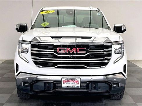 Used 2022 GMC Sierra 1500 SLT w/ SLT Premium Plus Package AWD/4WD image 2