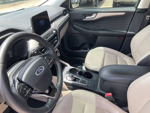 Used 2021 Ford Escape SEL FWD image 12